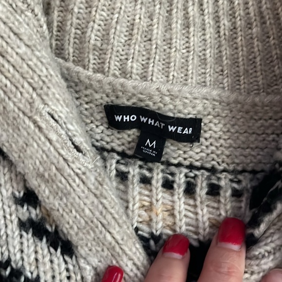 “Who What Wear: Sweater size medium” - Picture 3 of 6